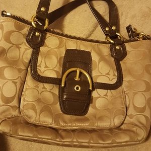 Crossbody purse